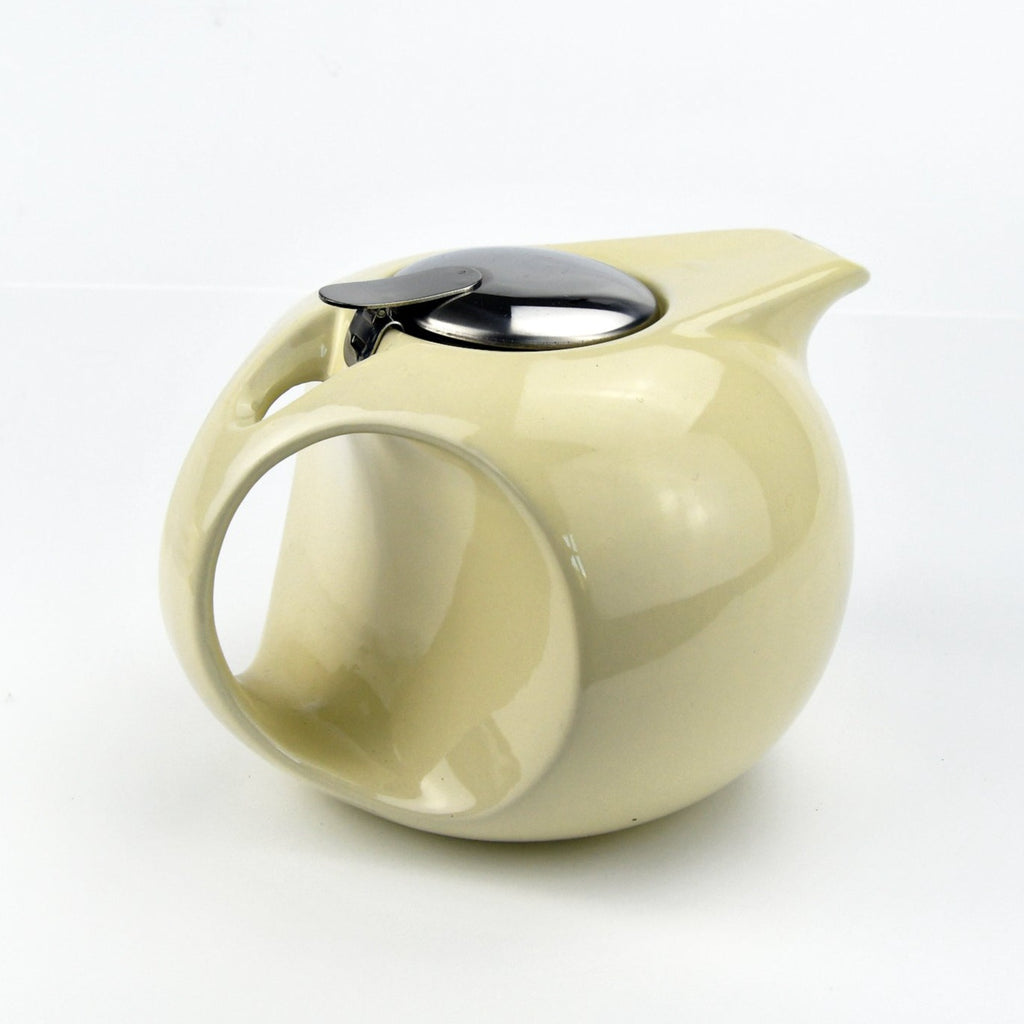 1350 ml Irish Cream Teapot with Stainless Steel Lid and Filter